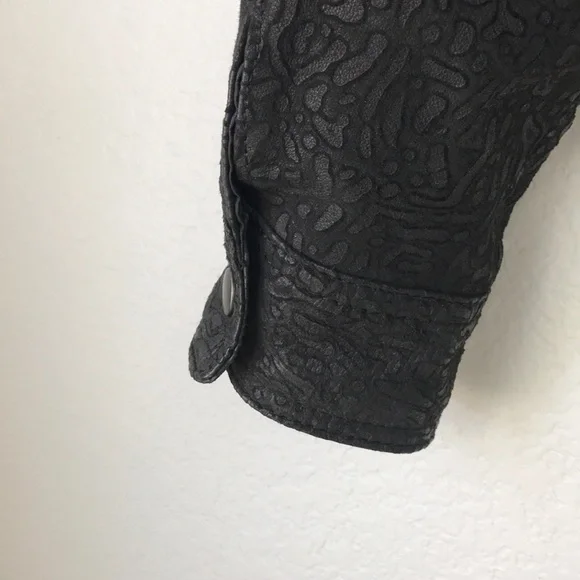 Wilsons Leather - VINTAGE Black Cheetah Print Bomber Jacket - Picture 8 of 14